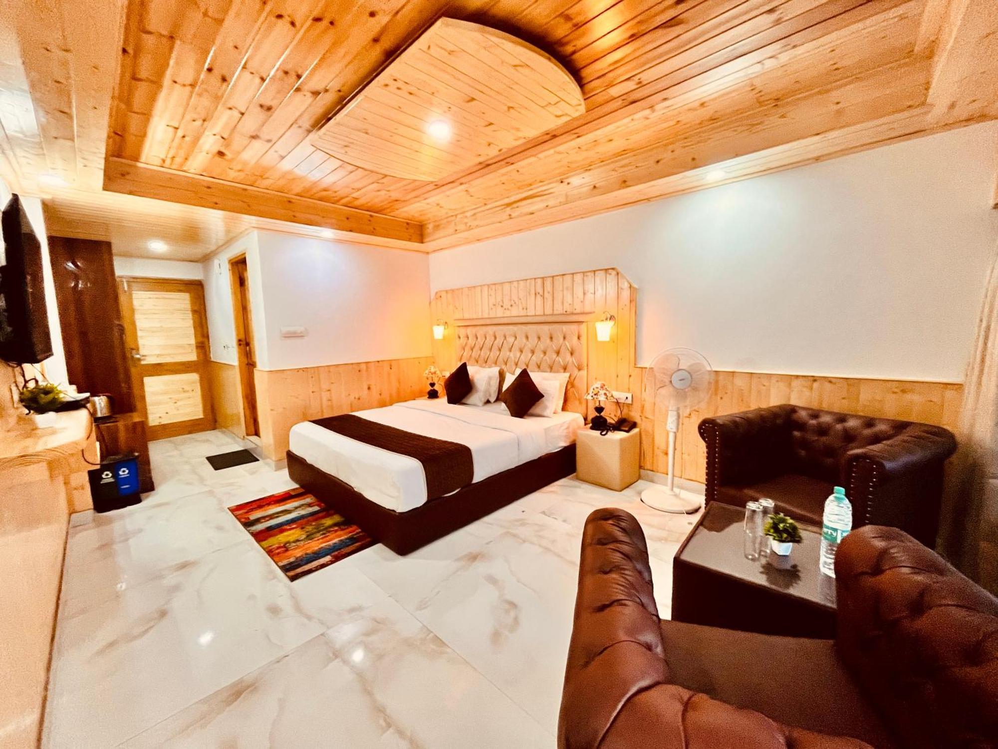 Himalayan Village Resort, Manali Exterior photo