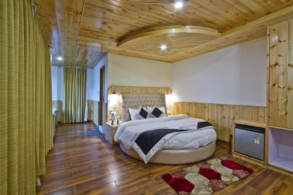 Himalayan Village Resort, Manali Exterior photo